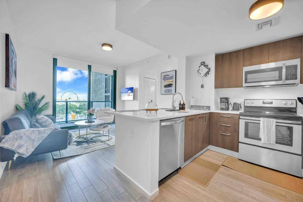 Spacious 2 Beds With Ocean View Маями Екстериор снимка